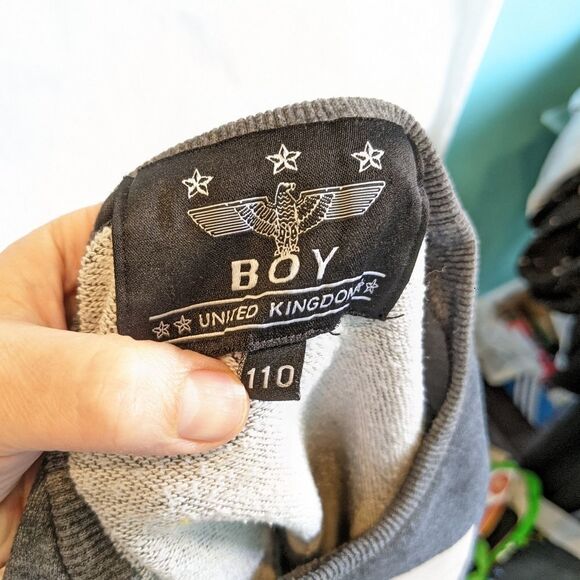 BOY London sweatshirt size 110 in VGUC - Picture 3 of 5